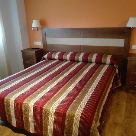 Hostal Patron Castañares de Rioja Eksteriør bilde