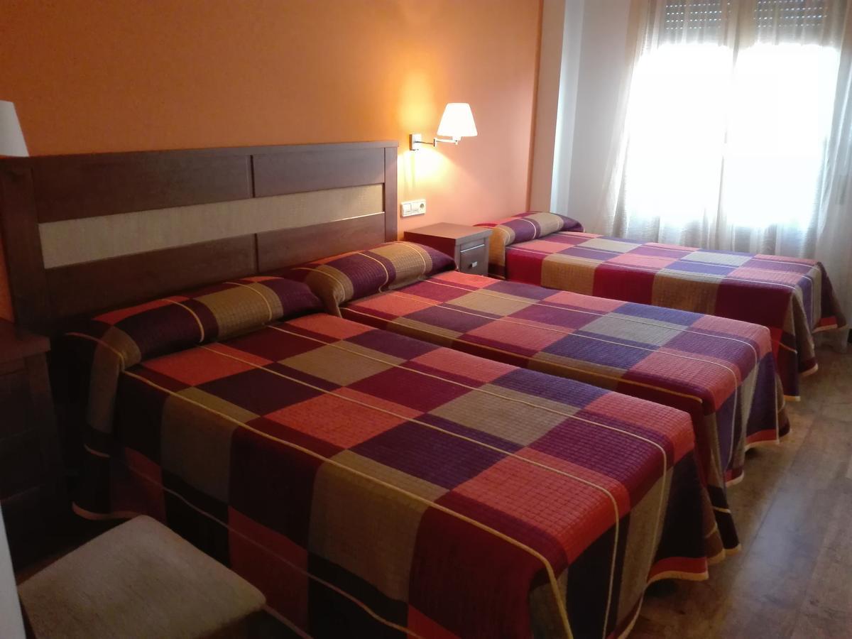Hostal Patron Castañares de Rioja Eksteriør bilde